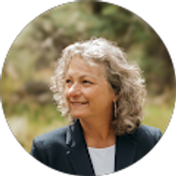 Profile photo of Amy Oliver