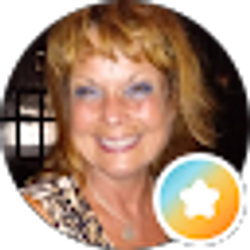 Profile photo of Renee Claypool
