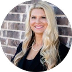 Profile photo of Mary Lavin & Lavin Group Realty