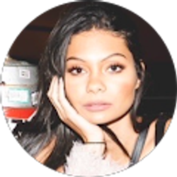 Profile photo of Kirsten Calvert