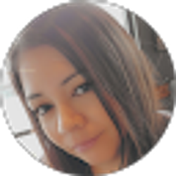 Profile photo of Amanda Davalos