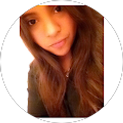 Profile photo of Lesley