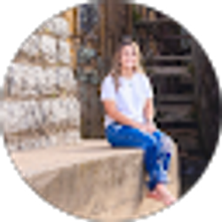 Profile photo of Desirae Sieber