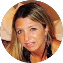 Profile photo of Julie Mathis