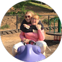 Profile photo of Stephanie Legg