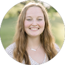 Profile photo of Lindsey Clark