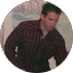 Profile photo of Carlos Flores