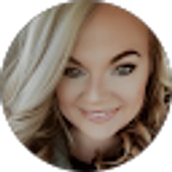 Profile photo of Lauren Clingerman