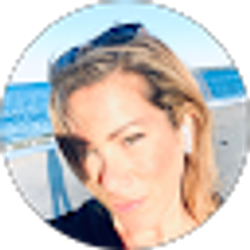 Profile photo of Linda Jolly