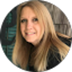 Profile photo of Dawn Pitts