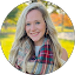 Profile photo of Lindsey Petersen