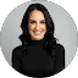 Profile photo of Dena DiStefano