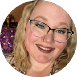 Profile photo of Kylie Book