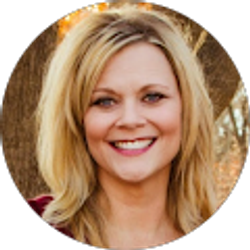 Profile photo of Julie Wiebersch