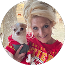 Profile photo of Lisa Hart