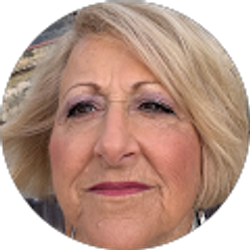 Profile photo of Linda Wiktorski