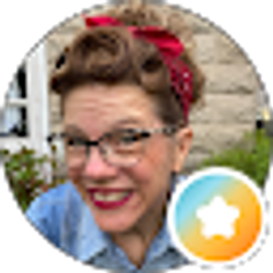 Profile photo of Angela of Artfully Sew (Angela Jean)