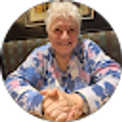 Profile photo of Paula Huesing Hamilton