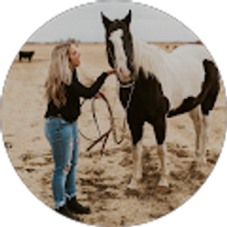 Profile photo of Alexis Hoyt