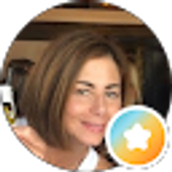 Profile photo of Lauren Mandalke