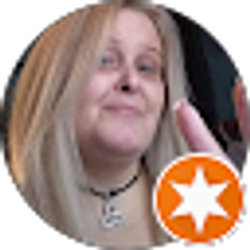 Profile photo of Robyn Whatley