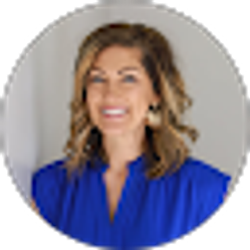 Profile photo of Cassie Nixdorf