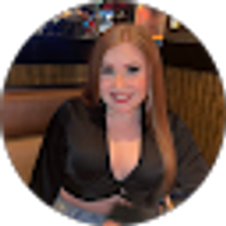 Profile photo of Karlie Loftis