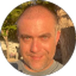 Profile photo of Daniel Sombrio