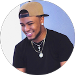 Profile photo of Oliver Cruz
