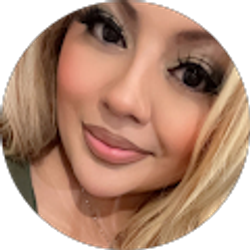 Profile photo of Evelyn Betancourt