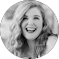 Profile photo of Elizabeth Curry