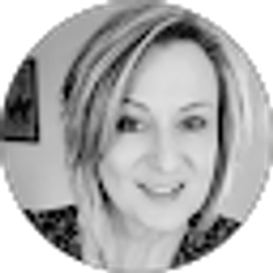 Profile photo of Tracie Ray
