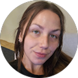 Profile photo of Josie Saunders