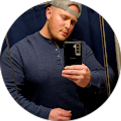 Profile photo of Thomas Santin