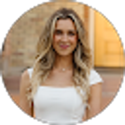 Profile photo of Olivia Hall