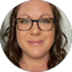 Profile photo of Carrie Petiprin