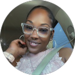 Profile photo of Samantha Michelle Livingston