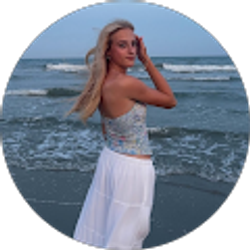 Profile photo of em