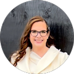 Profile photo of Alicia Wood