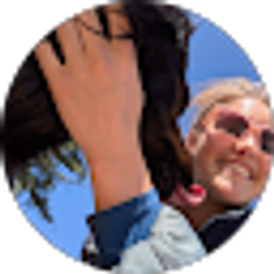 Profile photo of Alexandra Hinshaw