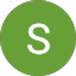 Profile photo of Stephanie Santana