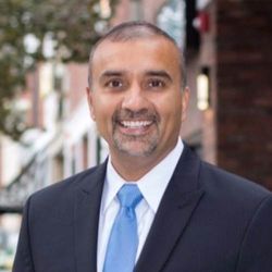 Profile photo of a State Farm Agent named: Vishant Hathi