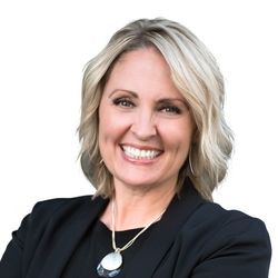 Profile photo of a State Farm Agent named: Karie Cordle