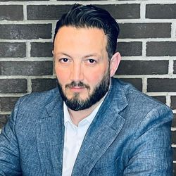 Profile photo of a State Farm Agent named: Said Shamsudin