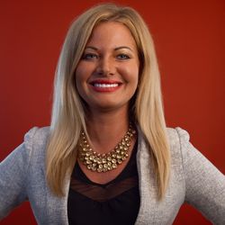 Star Rating and Reviews for Sarah Drew - State Farm®