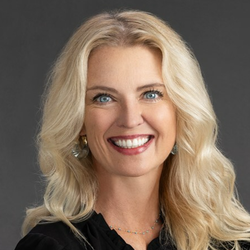 Profile photo of a State Farm Agent named: Lisa Brown