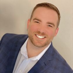 Profile photo of a State Farm Agent named: Jake Denney