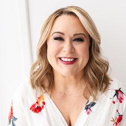 Profile photo of a State Farm Agent named: Lucy Brogla