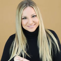 Profile photo of a State Farm Agent named: Brandi Harris