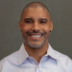 Profile photo of a State Farm Agent named: Derek Spears
